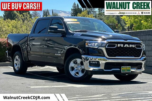 Used 2025 RAM 1500 Big Horn AWD/4WD image 1