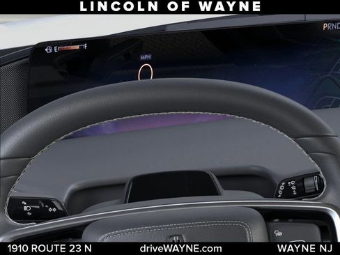 New 2025 Lincoln Navigator Reserve w/ Jet Appearance Package AWD/4WD image 14