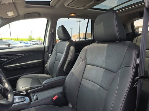 Used 2022 Honda Pilot Elite image 13