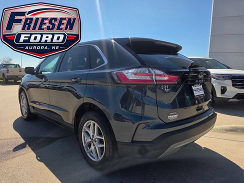 Used 2024 Ford Edge SEL w/ Convenience Package AWD/4WD image 5