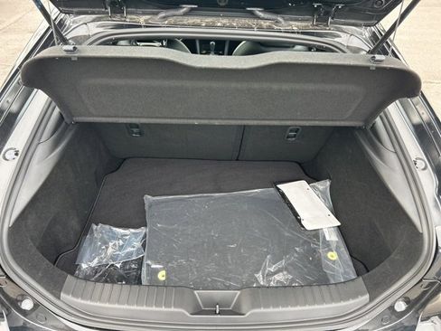 Used 2025 MAZDA MAZDA3 s image 27