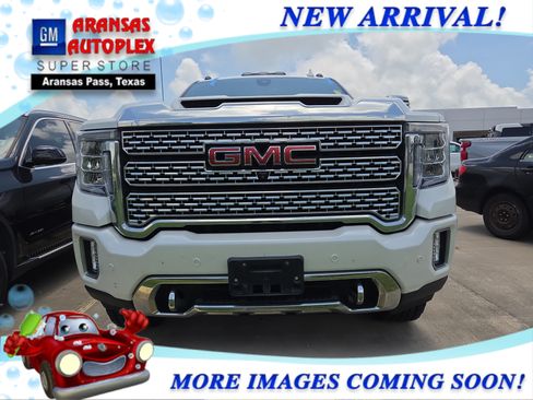 Used 2022 GMC Sierra 2500 Denali w/ Denali Ultimate Package AWD/4WD image 2