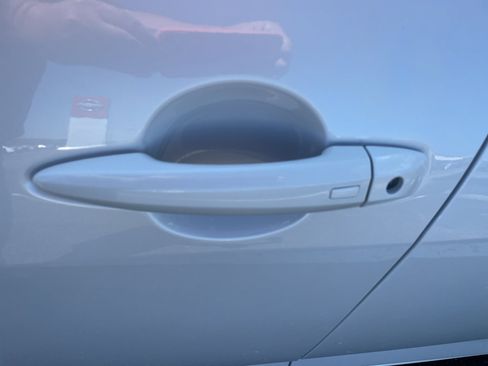 New 2025 Nissan Sentra SV w/ SV Premium Package image 7