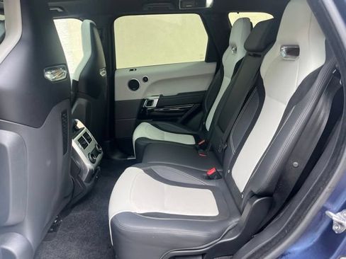 Used 2019 Land Rover Range Rover Sport SVR AWD/4WD image 11