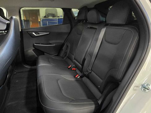 Used 2024 Kia EV6 Wind image 17
