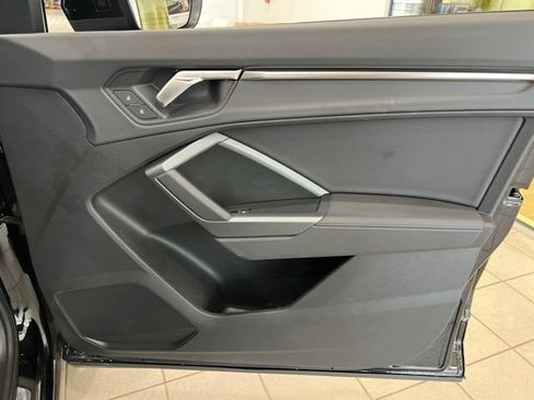 Used 2025 Audi Q3 2.0T Premium AWD/4WD image 23