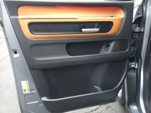 Used 2025 Volkswagen ID. Buzz Pro S image 29