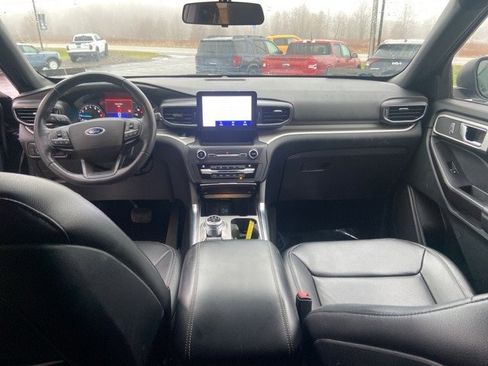 Certified 2020 Ford Explorer XLT w/ Equipment Group 202A image 26