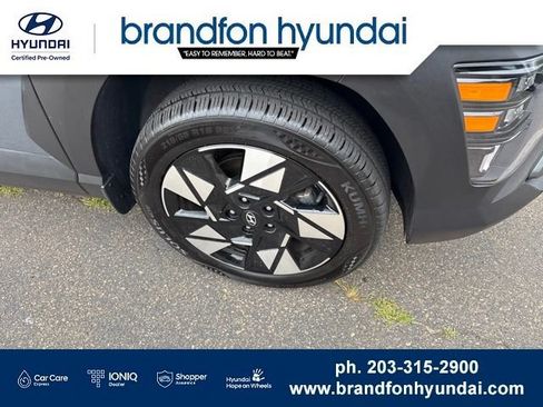 Used 2025 Hyundai Kona SEL AWD/4WD image 33