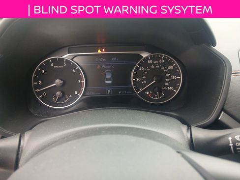 Used 2022 Nissan Altima 2.5 SR w/ Midnight Edition Package image 12