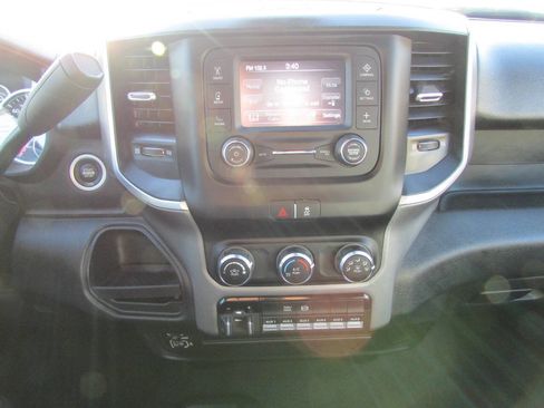 Used 2024 RAM 3500 SLT w/ Quick Order Package 2YG SLT image 26