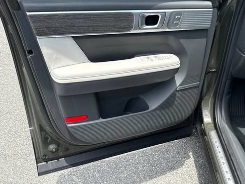 Used 2024 Hyundai Santa Fe Calligraphy FWD image 10