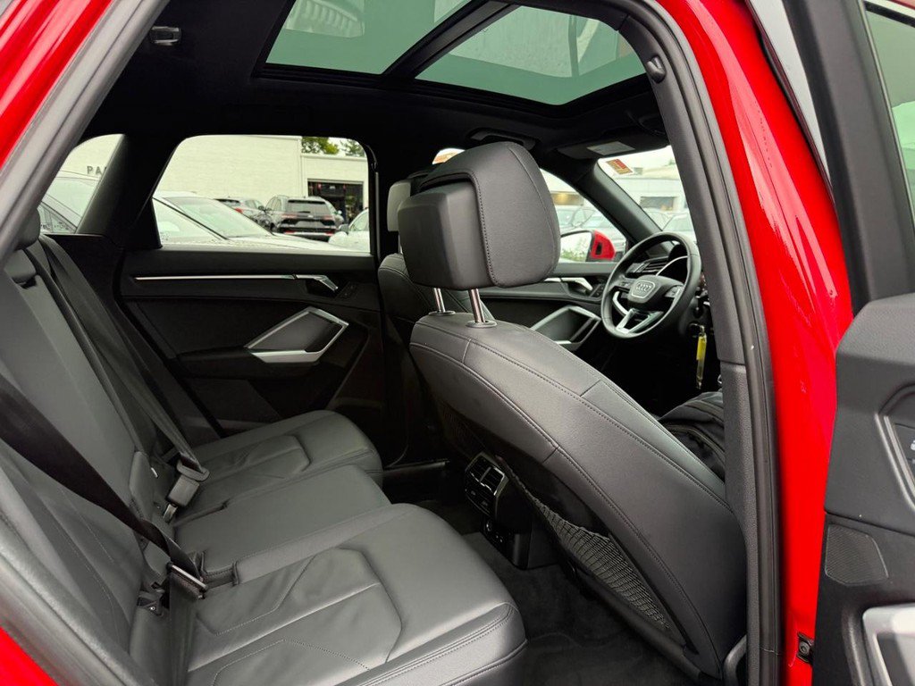 Used 2025 Audi Q3 2.0T Premium AWD/4WD image 10