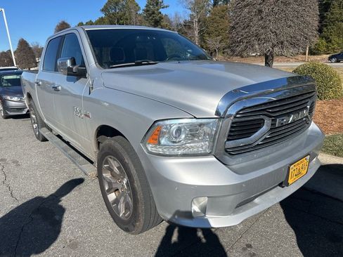 Used 2017 RAM 1500 Limited image 2