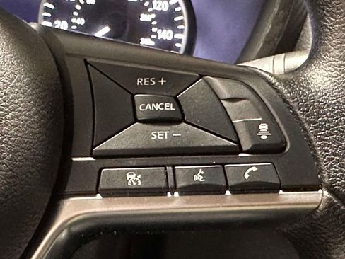 Used 2024 Nissan Sentra SV image 22