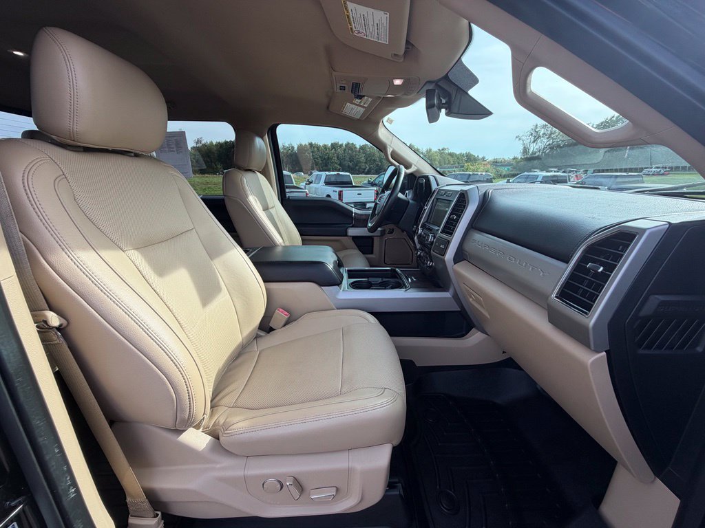 Used 2018 Ford F350 Lariat w/ Lariat Ultimate Package AWD/4WD image 23