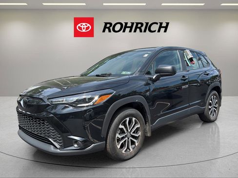 Used 2023 Toyota Corolla Cross AWD Hybrid image 1