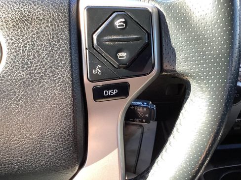 Used 2015 Toyota 4Runner Limited image 47