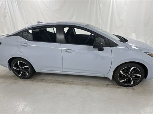 New 2025 Nissan Versa SR w/ Trunk Package image 2