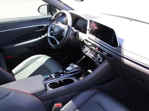 Used 2023 Hyundai Sonata SEL Plus FWD image 18