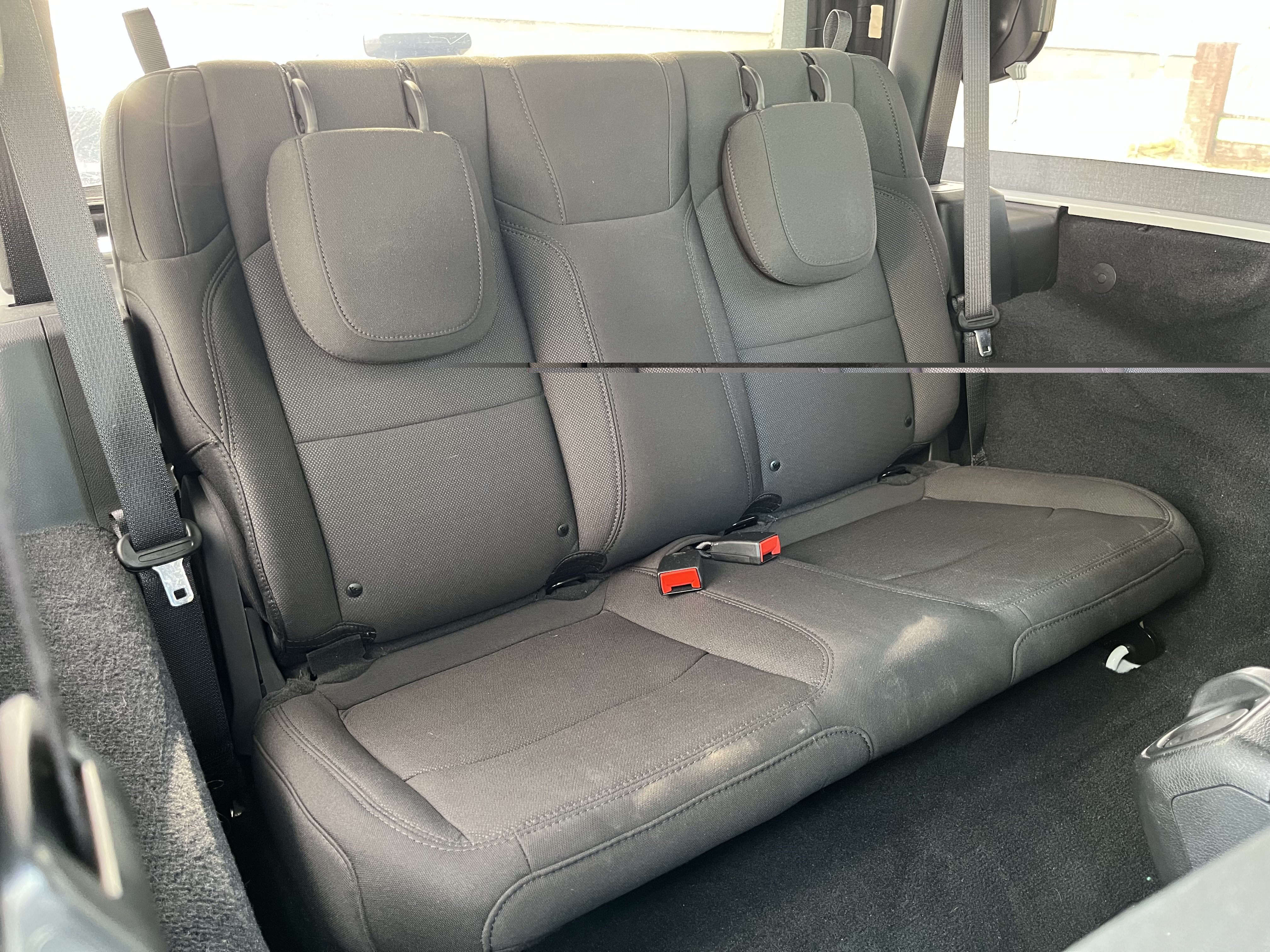 Used 2023 Jeep Wrangler Sport AWD/4WD image 15