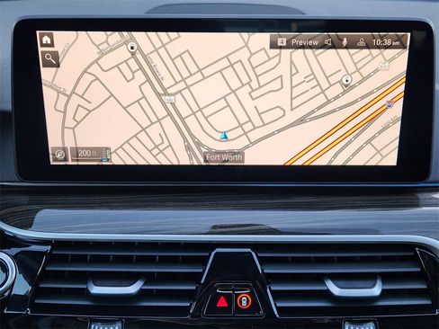 Used 2023 BMW 530e xDrive image 18