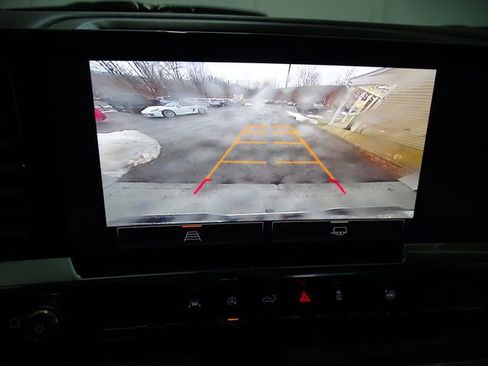 Used 2024 GMC Sierra 1500 Elevation image 17