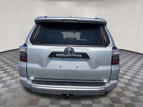 Used 2024 Toyota 4Runner TRD Off-Road Premium image 4