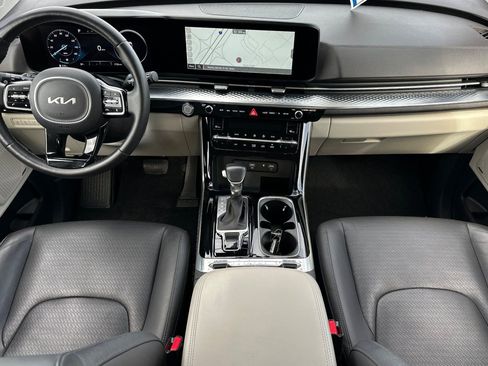 Used 2023 Kia Carnival SX Prestige FWD image 13