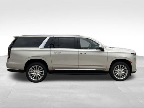 Used 2021 Cadillac Escalade ESV Premium Luxury AWD/4WD image 7