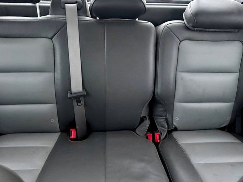 Used 2005 Ford Explorer Sport Trac XLT image 13