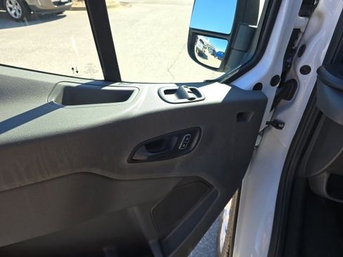 Used 2024 Ford Transit 250 Low Roof w/ Exterior Upgrade Package image 12