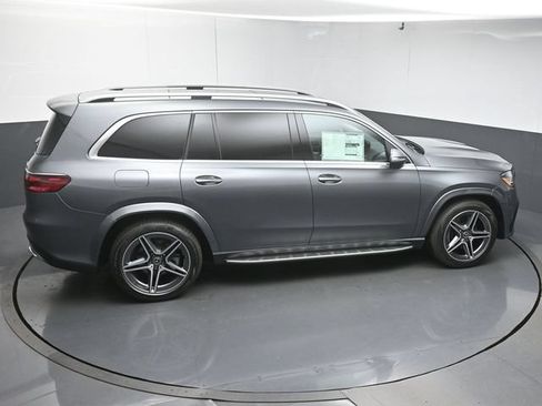 Certified 2026 Mercedes-Benz GLS 450 4MATIC image 54