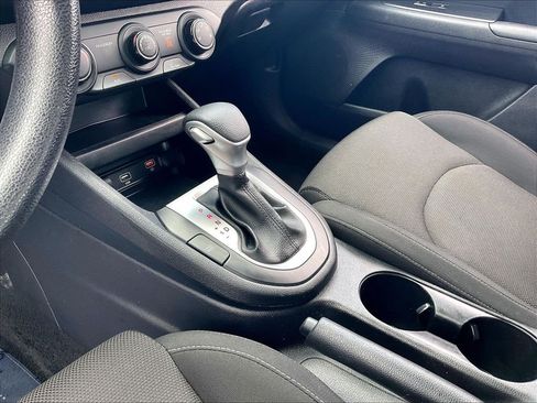 Used 2024 Kia Forte LXS FWD image 19