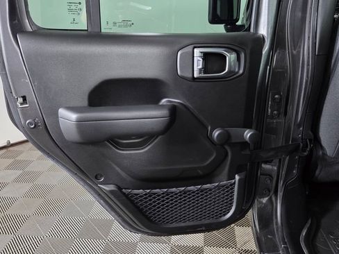 Used 2024 Jeep Gladiator Sport AWD/4WD image 26