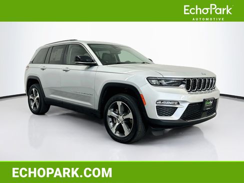 Used 2023 Jeep Grand Cherokee 4WD 4xe image 1