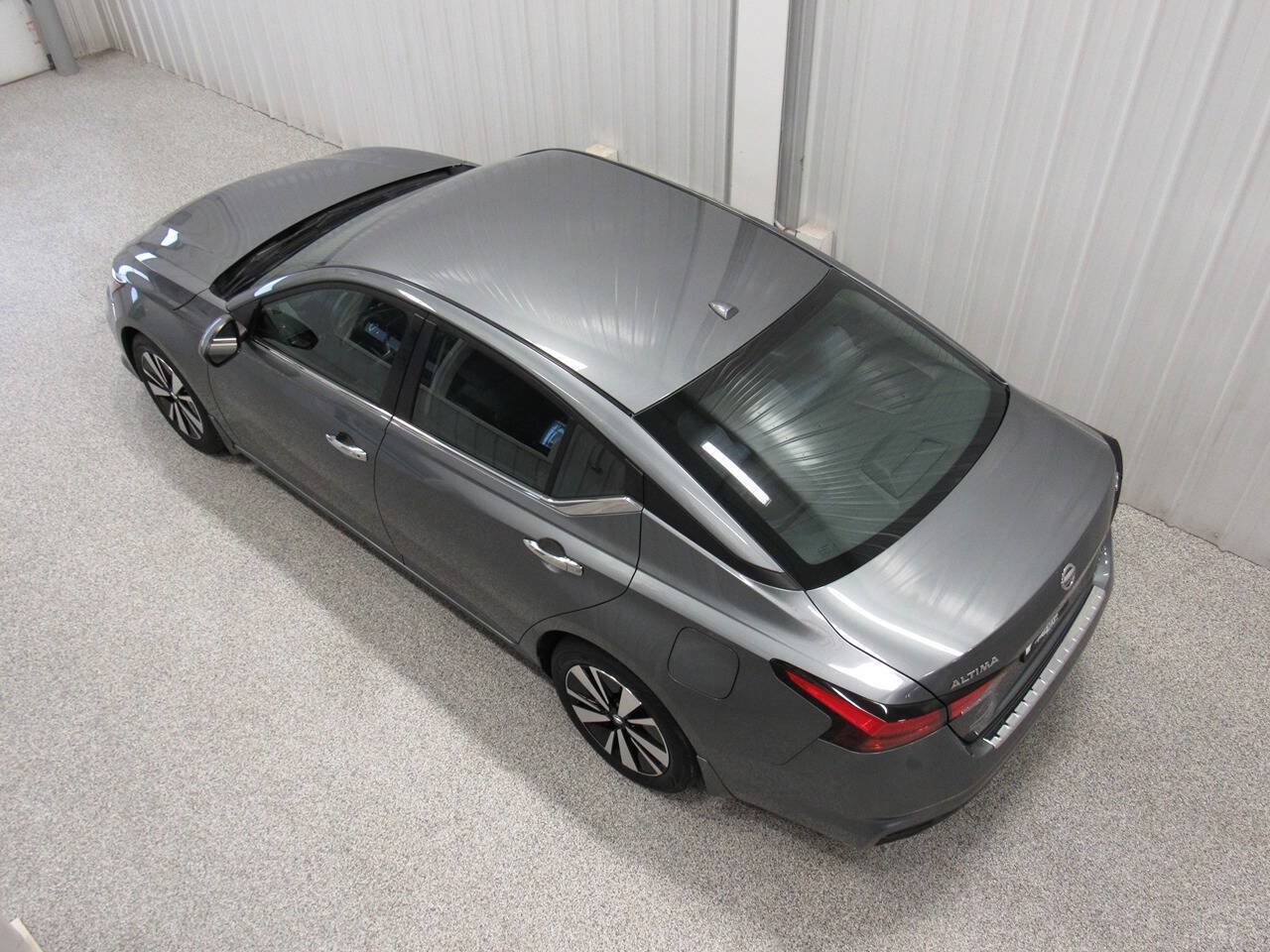 Used 2021 Nissan Altima 2.5 SV FWD image 6