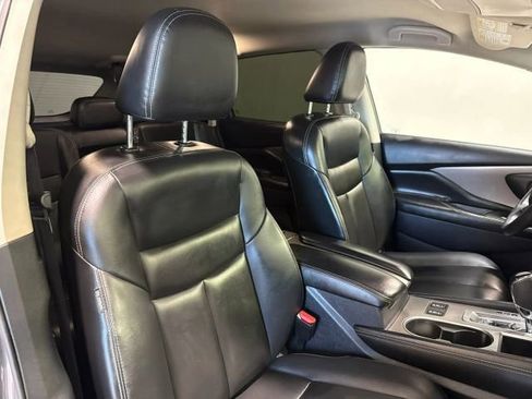 Used 2023 Nissan Murano SV image 25