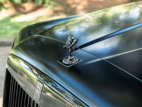 Used 2023 Rolls-Royce Cullinan Black Badge w/ Leather Finishing Pack image 10