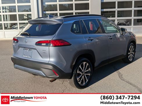 Used 2023 Chevrolet Colorado LT image 3