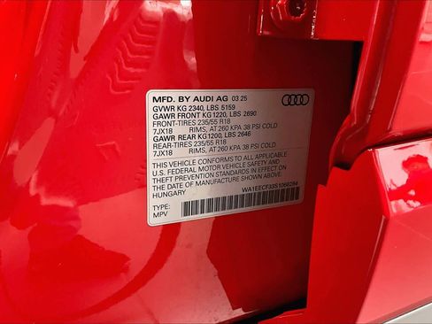 Certified 2025 Audi Q3 2.0T Premium Plus w/ Premium Plus Package AWD/4WD image 34
