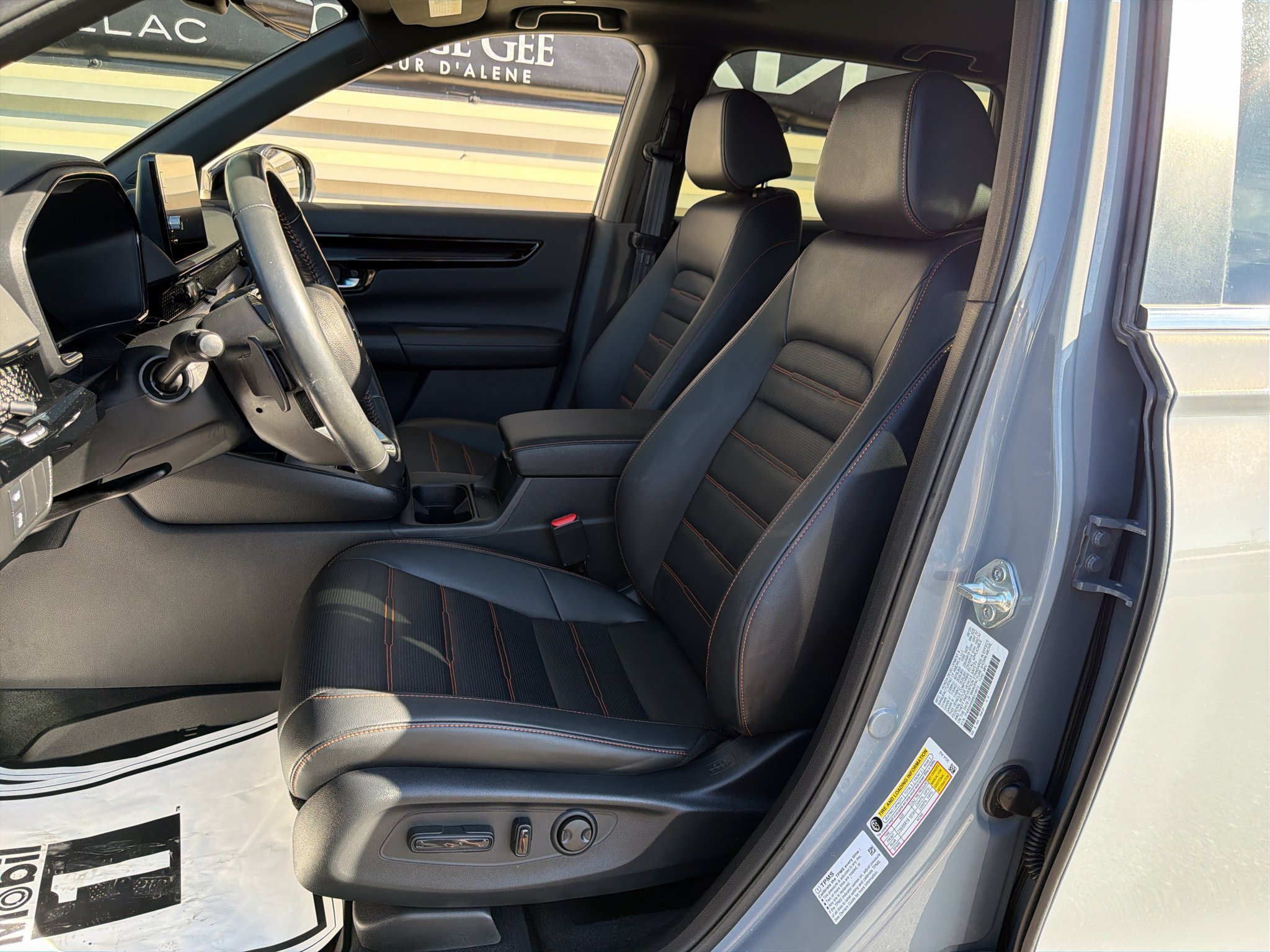 Used 2024 Honda CR-V Sport Touring image 11