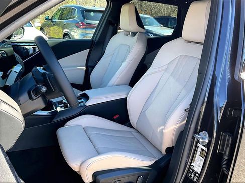 New 2026 BMW X3 xDrive30 w/ Premium Package image 7