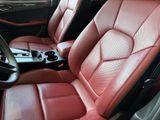 Certified 2024 Porsche Macan image 5