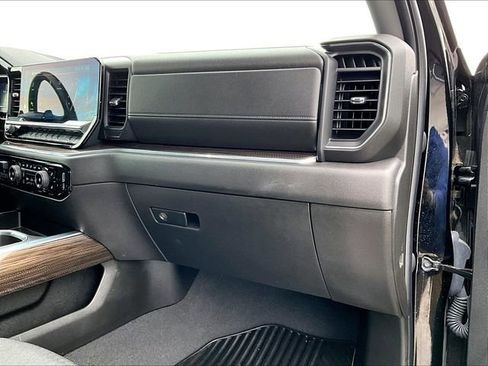 Used 2023 Chevrolet Silverado 1500 RST w/ Z71 Off-Road Package image 13