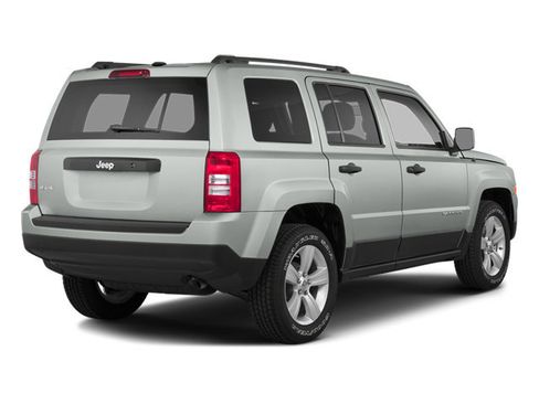 Used 2014 Jeep Patriot Limited image 2