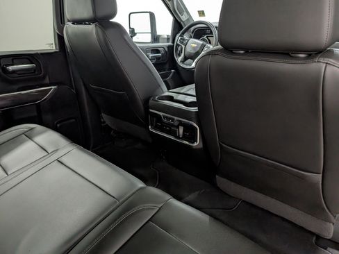 Used 2020 Chevrolet Silverado 2500 LTZ w/ LTZ Premium Package AWD/4WD image 19