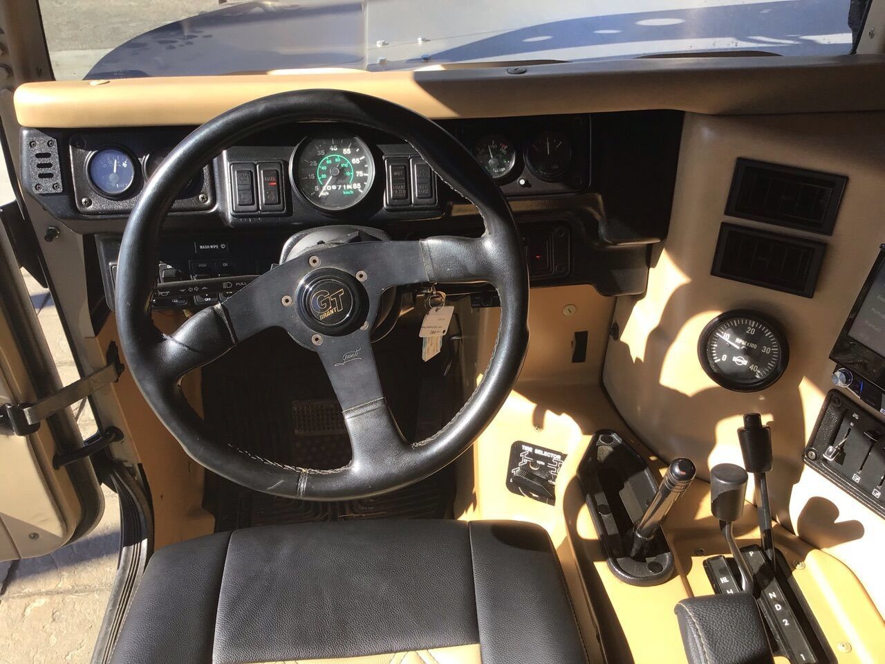 Used 1993 HUMMER H1 4-Door Hard Top AWD/4WD image 42