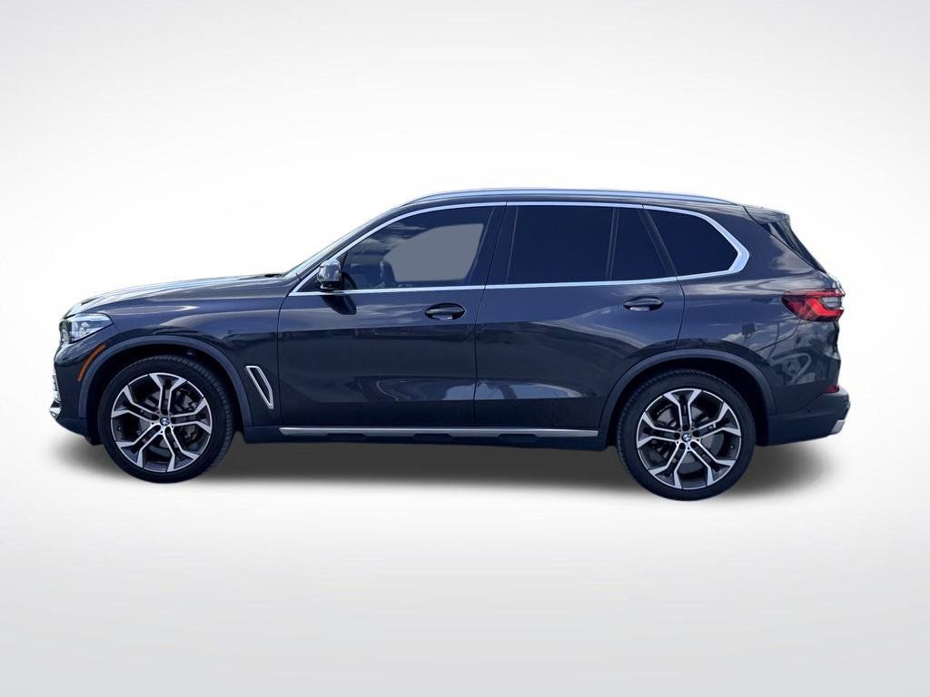 Used 2022 BMW X5 sDrive40i w/ Premium Package RWD image 3