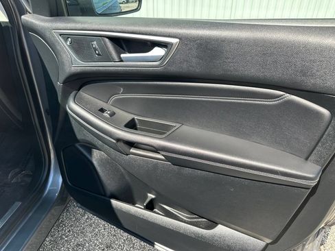 Certified 2024 Ford Edge Titanium AWD/4WD image 30
